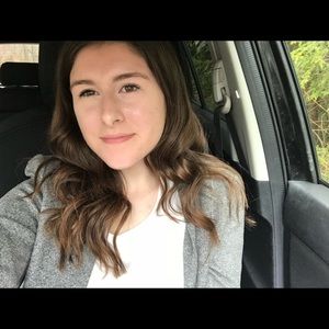 Meet your Posher, Abby